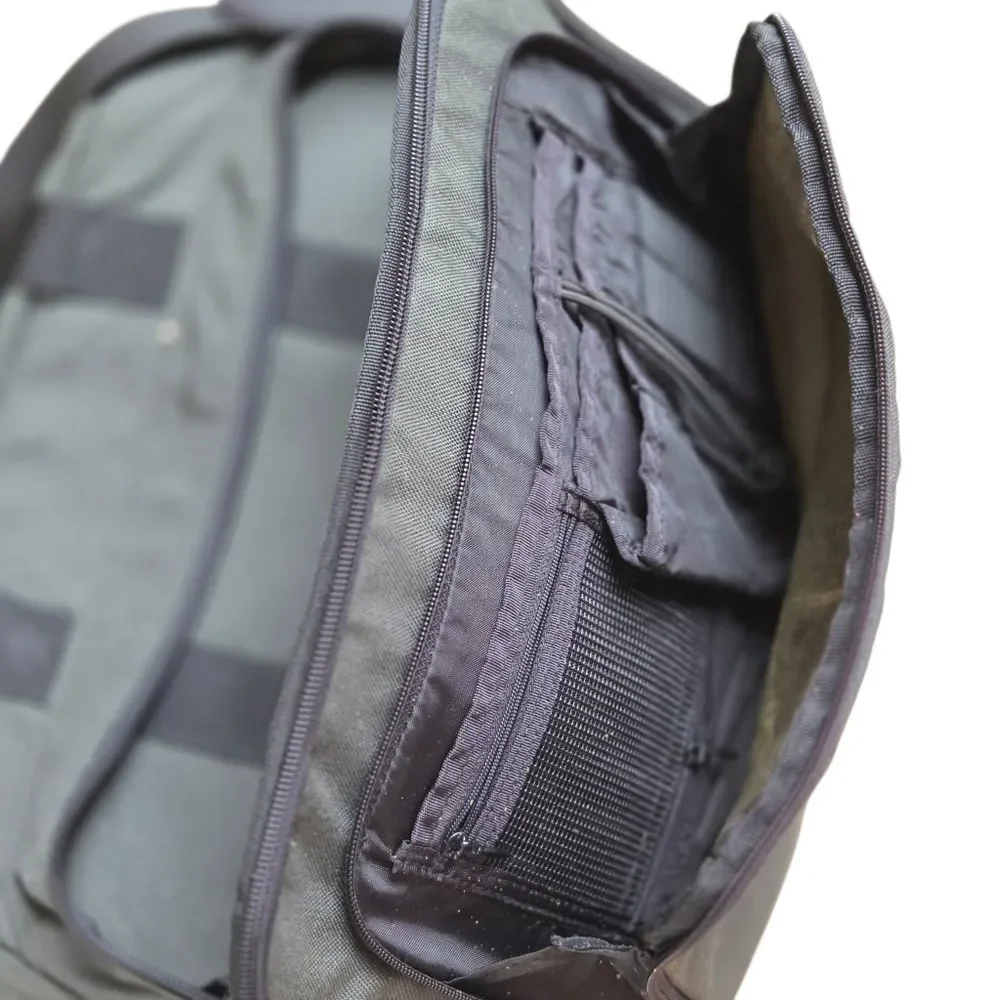 Eddie Bauer sturdy crossbody